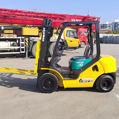 3Ton Gás GPL em empilhadeira usada Komatsu FD30 empilhadeira 1,2M comprimento de garfo para manuseio preciso