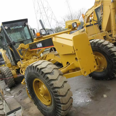 A melhor escolha é a máquina de classificação de 140K de gatos usados com 1200 horas de trabalho e 17000 kg de peso.