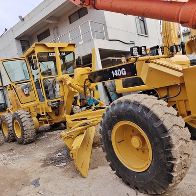 Bom motor CAT 140H em bom estado.