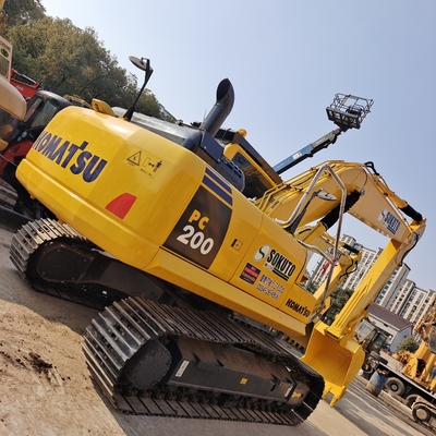 Excavadora com cilindro hidráulico original