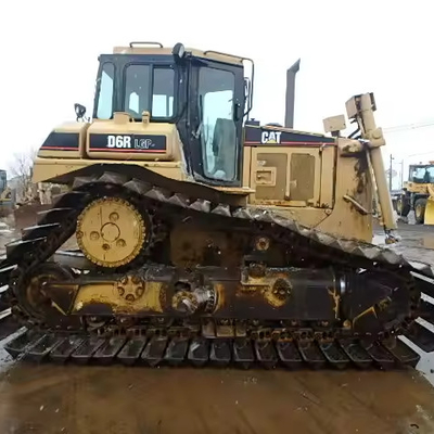 Doseiras duráveis D6r usadas com 16000 kg de peso da máquina
