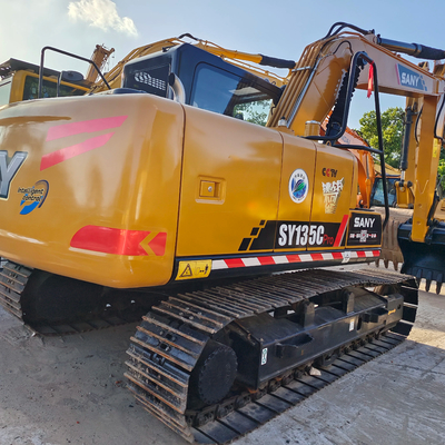 Excavadora Sany SY135C usada com capacidade de balde de 0,7CBM e peso operacional de 13,5 toneladas