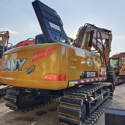 Sany SY135C Excavadora de segunda mão 13.5TONAS Peso operacional 600 horas de trabalho