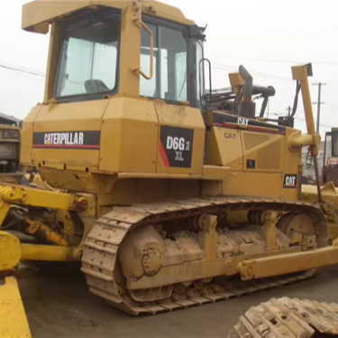 Buldoseira de segunda mão CAT D6G D7R Vendas com válvula hidráulica original