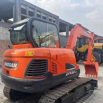 Mini Pequena Escavação DX60-9C Usada Doosan DX60-9C Escavação 6Ton Máquina de segunda mão