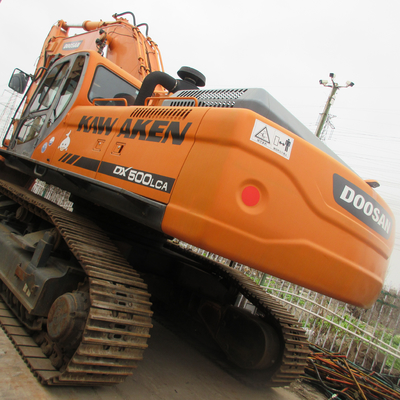 Excavadora Doosan usada DX225LC DX225 DX140 DX150 DX300LC DX500LC para trabalhos de construção