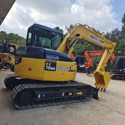 Excavadora usada Komatsu PC78US em boas condições com peso operacional de 7190