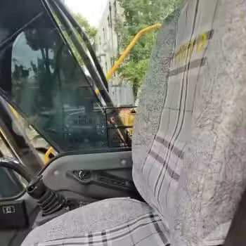 Venda Excavadora VolvoEC140DL Usada com 1200 Horas de Trabalho e Sapatos de Pista Usados
