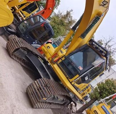 Excavadora Komatsu PC 200 em bom estado com bomba hidráulica original do Japão