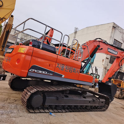 Excavadora Doosan DX225 DX300 com motor DE08TIS e capacidade de 1.27 baldes