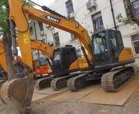 Excavadora usada SANY SY155H com motor ISUZU BB-4BG1TRP em ótimo estado e acessível