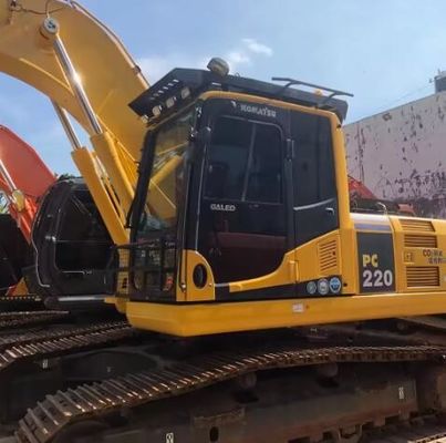 PC220-8 Excavadora Komatsu japonesa usada PC220-8 Excavadora hidráulica de rastreamento 110kw