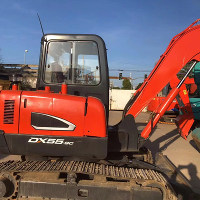Doosan Dx55 Mini Excavator de 5 toneladas Usado com 1200 horas de trabalho e 0,21 Capacidade de Balde